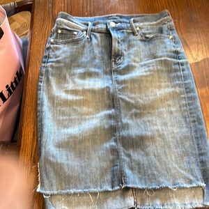 Mother denim skirt size 24 perfect condition, frayed edges